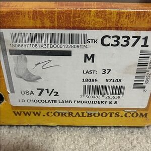 Corral Ladies Chocolate Lamb Embroidery & Studs Shortie Boots 7.5